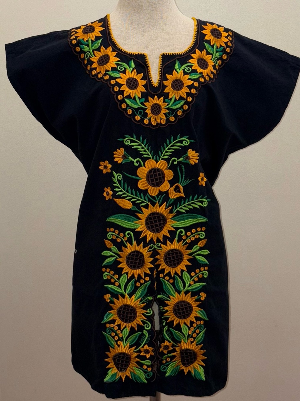 Vintage Mexican Black Embroidered Sunflower Tunic Dress Boho Folk Art Size S-XL - Picture 14 of 14